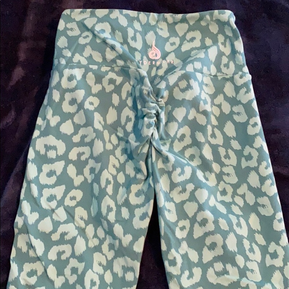 Ryderwear scrunch butt pants
